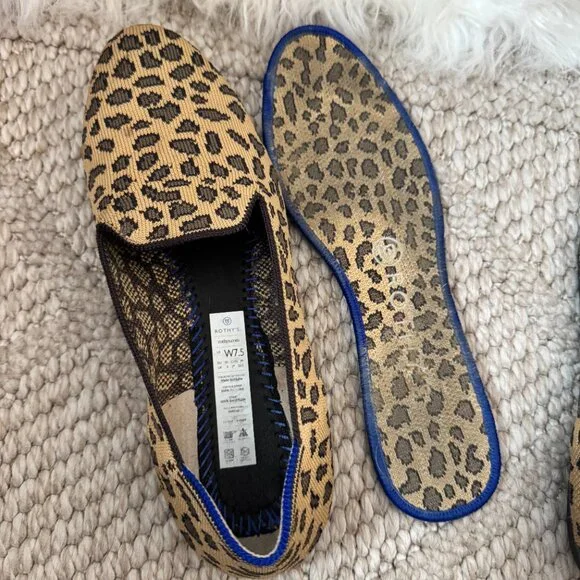 Rothy’s cheetah/leopard print flats (The Loafer style) in size 7.5 - Picture 3 of 4